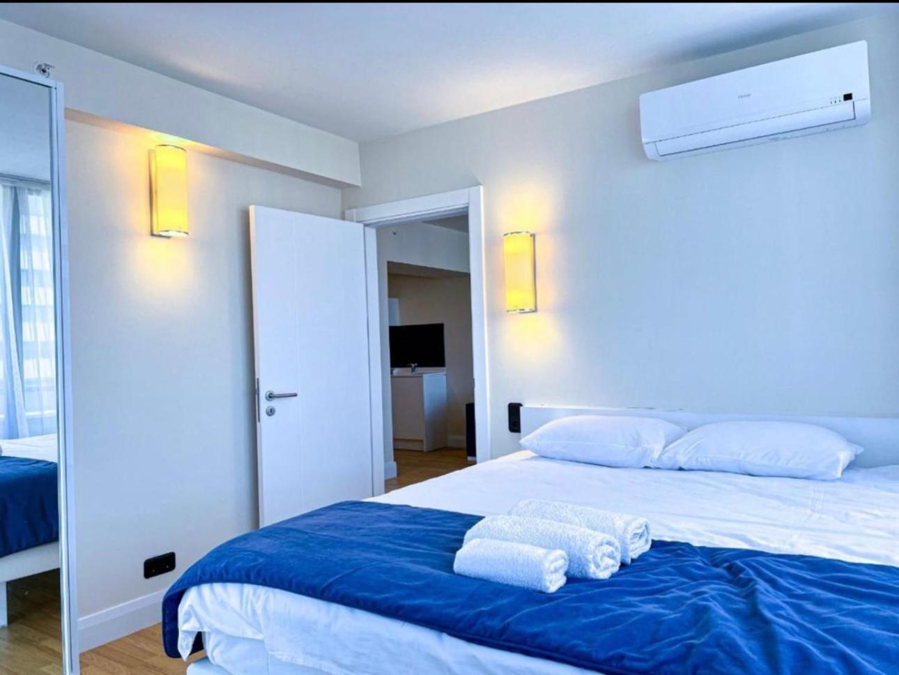 Orbi With Sea View Апартаменты