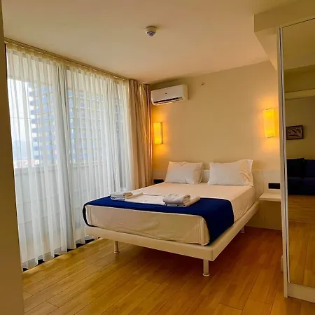 Orbi City Apartment With Sea View 巴统 外观 照片