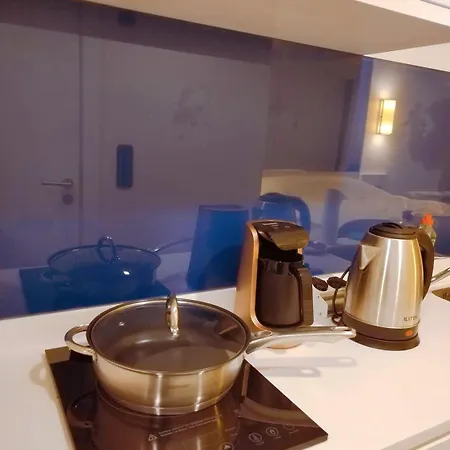 Orbi City Apartment With Sea View 巴统 外观 照片
