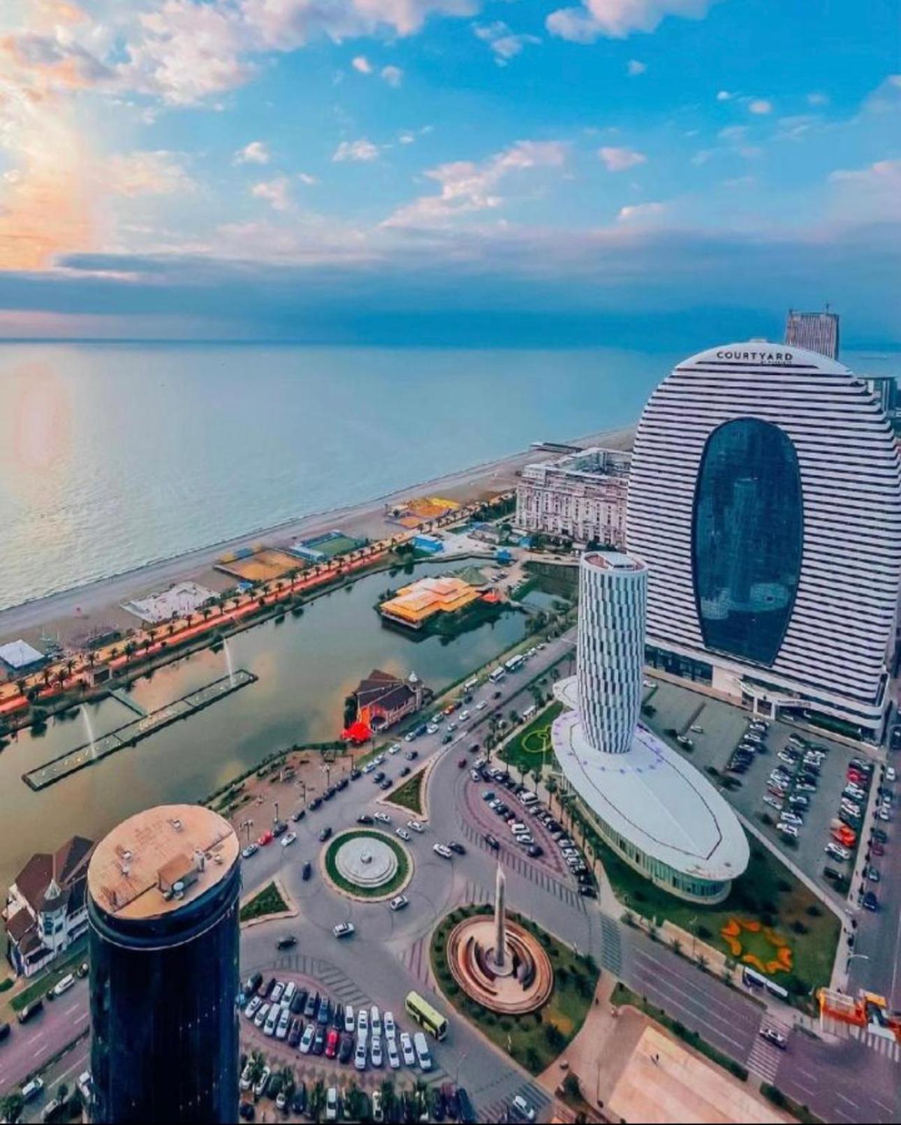 Orbi With Sea View 公寓 巴统
