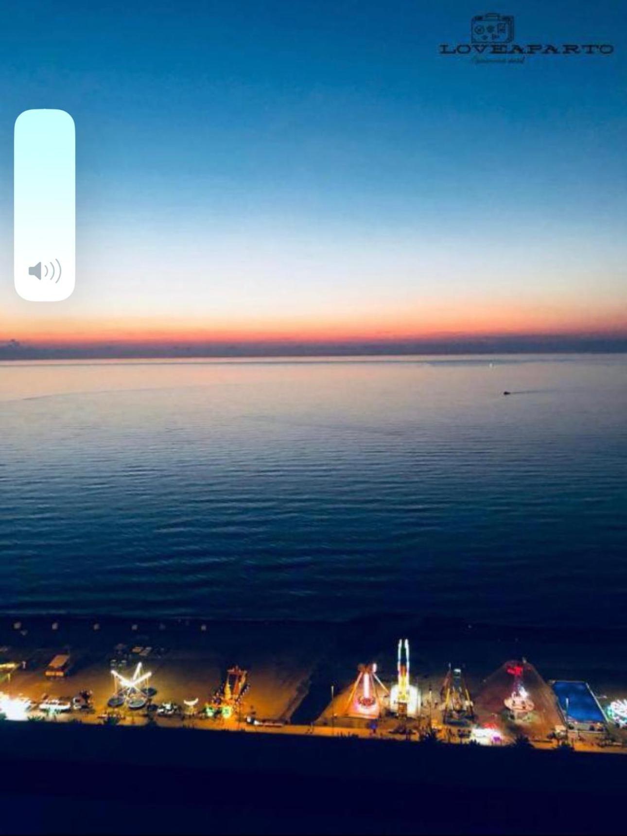 公寓 Orbi With Sea View *